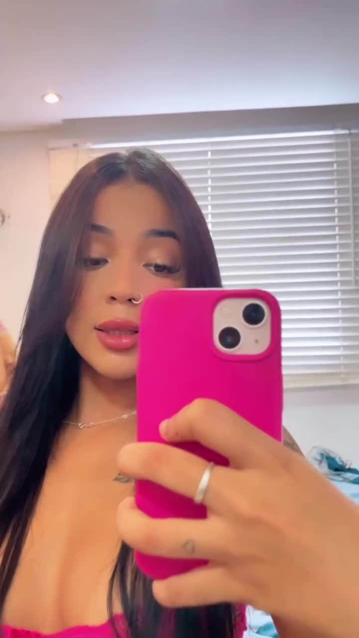 insta-save.net_InstagramStory_lelly_reserva9_35512096151626794913e61f3e10c3a82ba.mp4