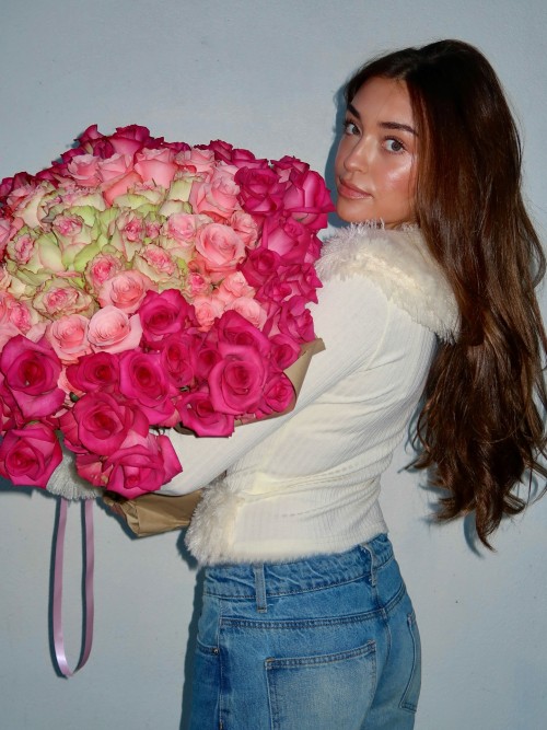 itspresleyelise 1765425947 3784989634334893719 53776838584