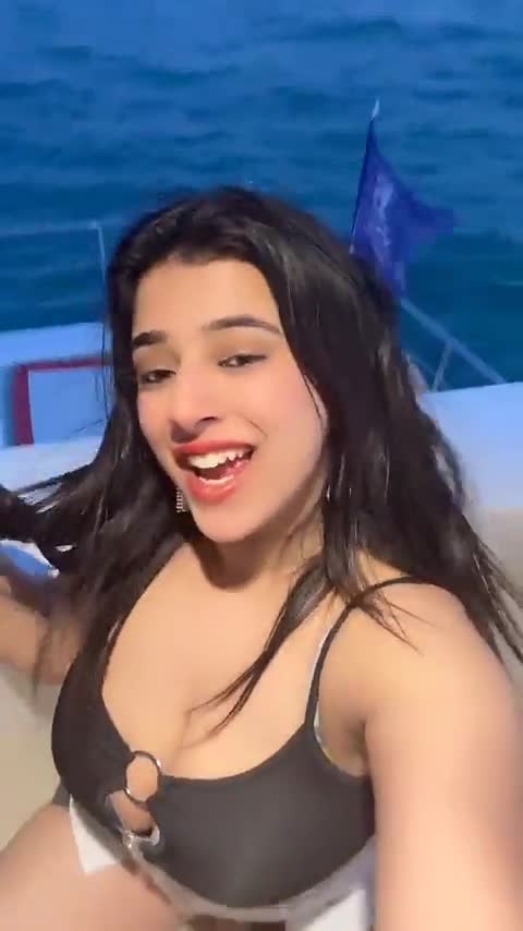 jC7mELmIUD0dxQ8MMu1JJ.1034.mp4