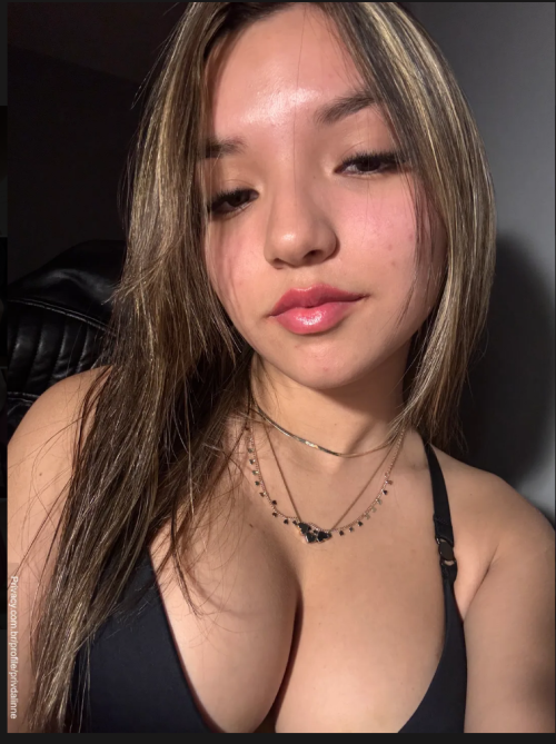 jaqueline-1210aa718e2cbbb7b9.png