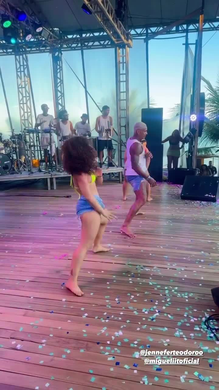 jenneferteodoroo_5A44D7C67A04514461AA20CB41947D93_video_dashinit4c6536dabe4f57ce.mp4