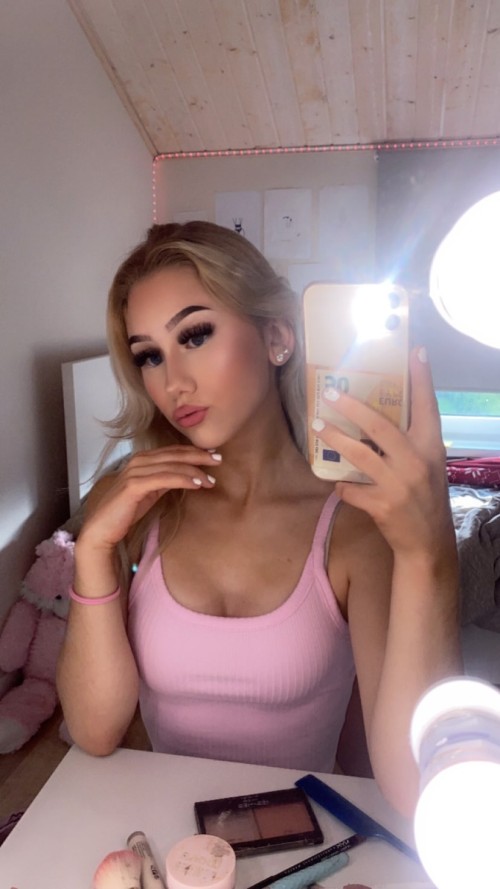 karmenq 20240918 HIGHLIGHTS 3459796069378978760 2 3462008996476969846