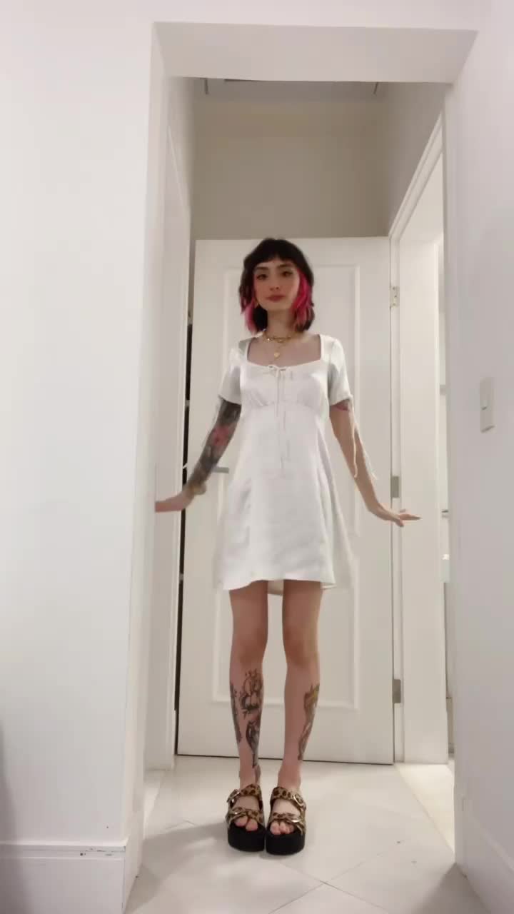 lari1526b8eb8c8adb80.mp4