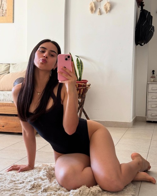 lavishsea_1745030060_3613896540913961270_3844048393109677bfb4a980c6.jpg