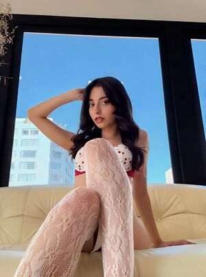 lea-martinez-102_0032_300px26d914433f280ce7.jpg