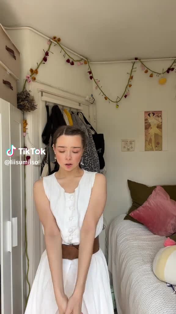 liisumiiso-Elisabet-Cerenius-R006.mp4