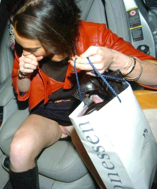 lindsay-lohan-golaya-44ee46afdb52519c21.jpg
