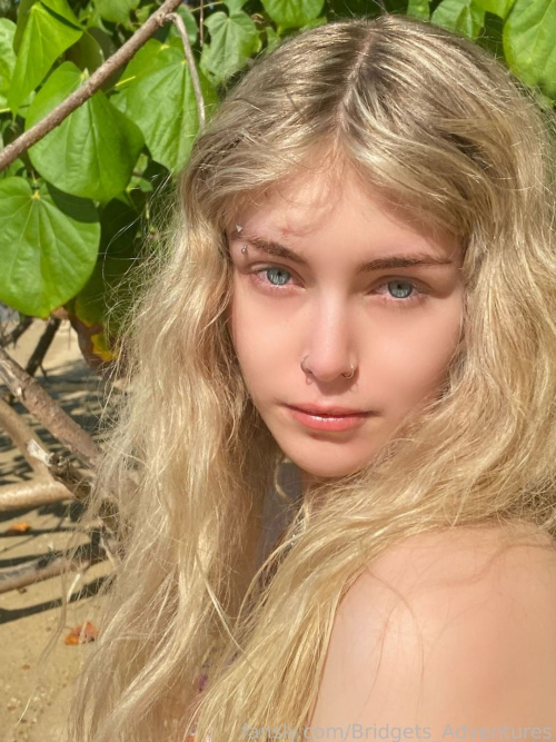 lost-on-an-island-with-me-8f3fa73593c5e04a8.png