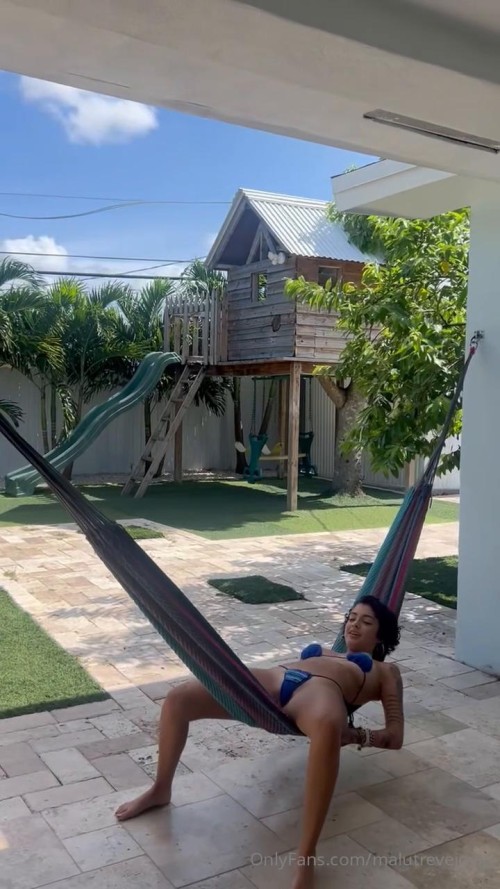 malu_trevejo_bikini_bts_photoshoot_onlyfans_video_leaked-DYYROJeaec0cb755c72c3b.jpg