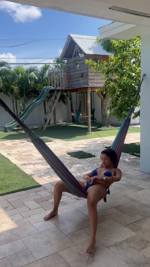 malu_trevejo_bikini_bts_photoshoot_onlyfans_video_leaked-NSSXEW1d6d3d2f19edec3e.jpg