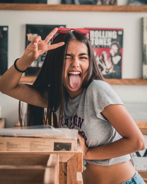 merly_morello_oficial_1533259932_1837439944945871558_235260573508e80c3db72bf83c.jpg