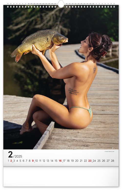 nastenny kalendar girls and carps 2025 33 46 cm 43468 44