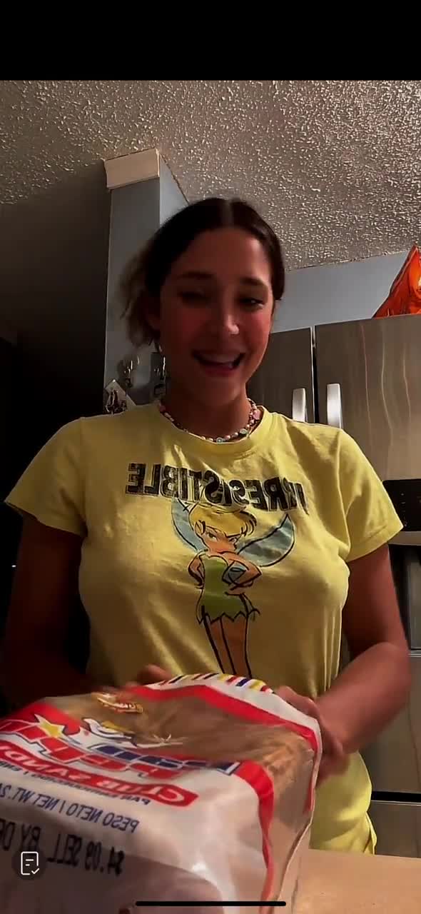 nayelicastropr-ycv4JWBh_720p.mp4