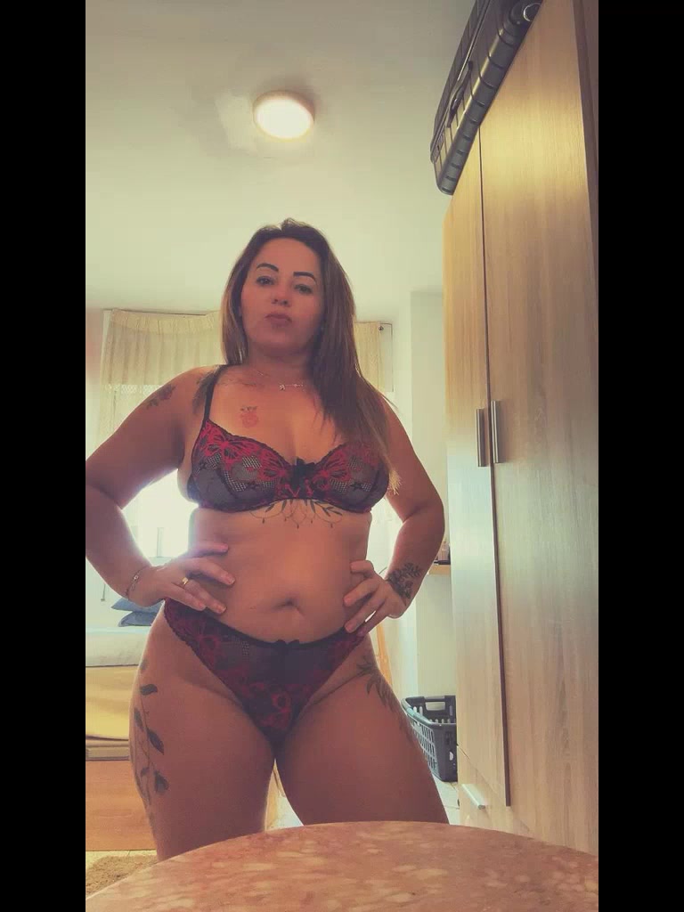 snaptik_7690599766123744544.mp4
