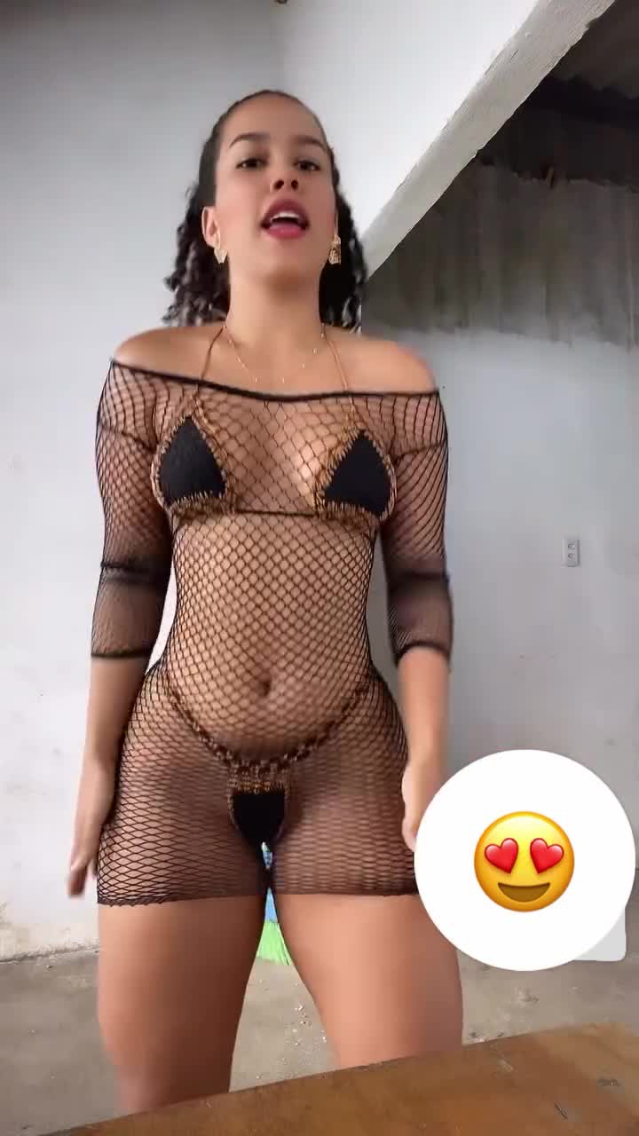 nickaraujo0_14040605_1338469034682cda1d54416f7.mp4