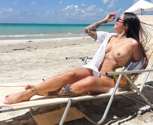 nude.3YSH9628a1fae8e718d8.jpg