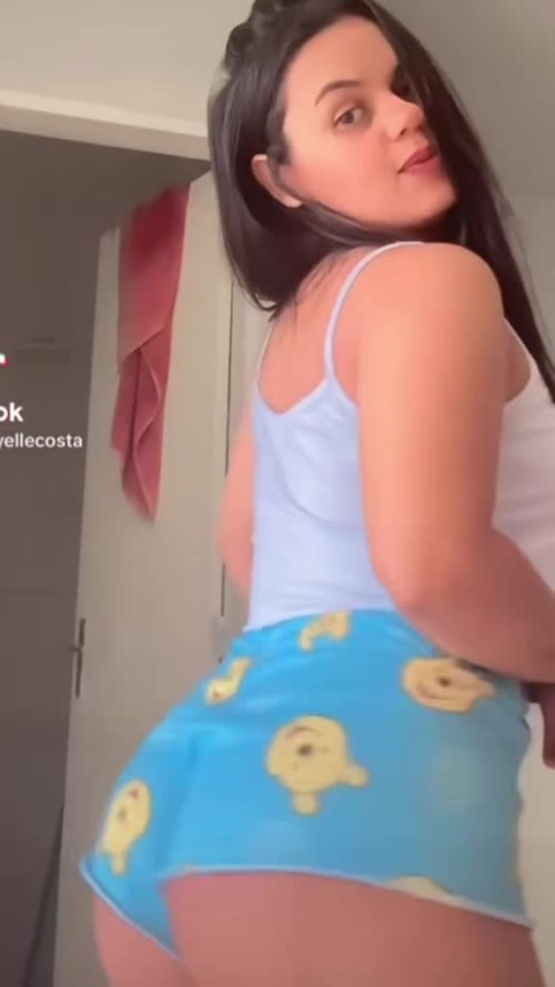 nyele costa 100669586