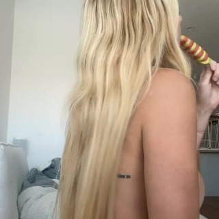 please-let-me-wrap-it-with-my-mouth-spit-on-it-and-stroke-it-slowly12f72f689a8a4d18