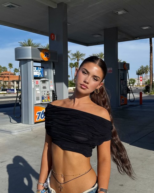 pre-coachella-day-3--132758fc6a1d03b5a.jpg