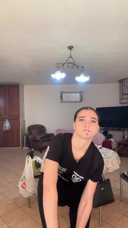 rosalatosta._20251025_135203.mp4