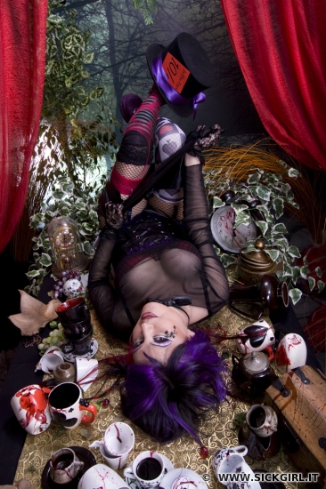 sickgirl_564317088050af85f291.jpg