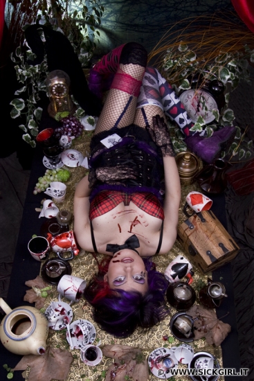 sickgirl_56491bc8dd9d1d6b7fa5.jpg