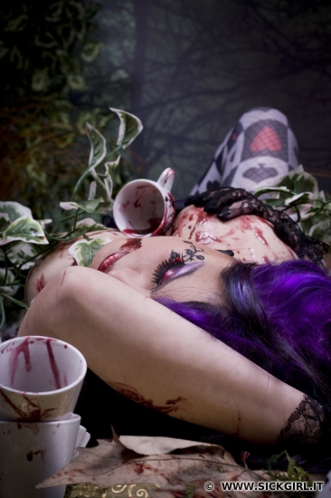 sickgirl_565146c5172278160bc4.jpg