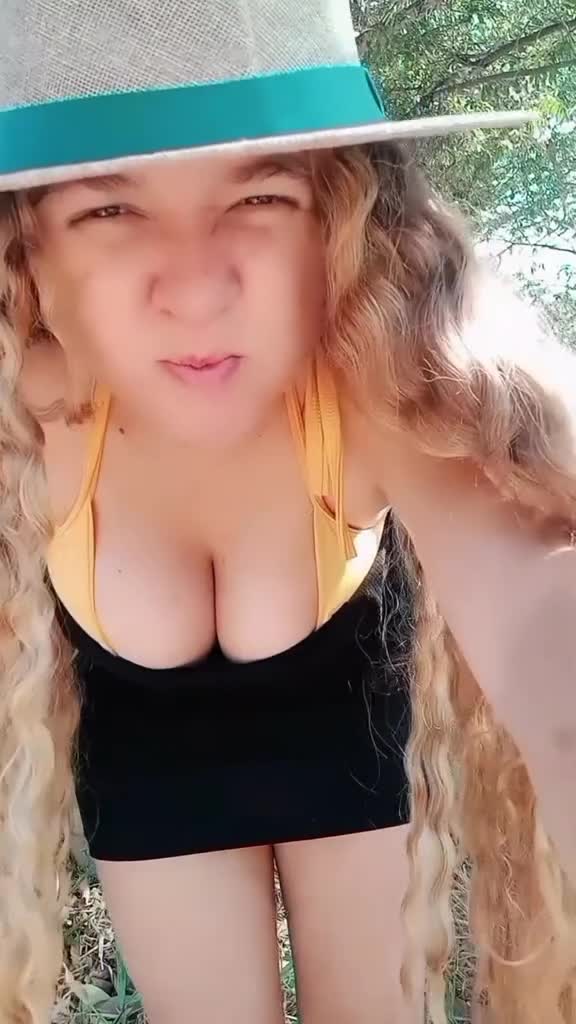 slagnce_1765388467_3784675111522323386_77422953496.mp4