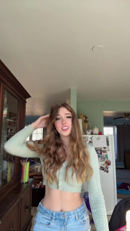 snaptik 7579648803033206071 v2