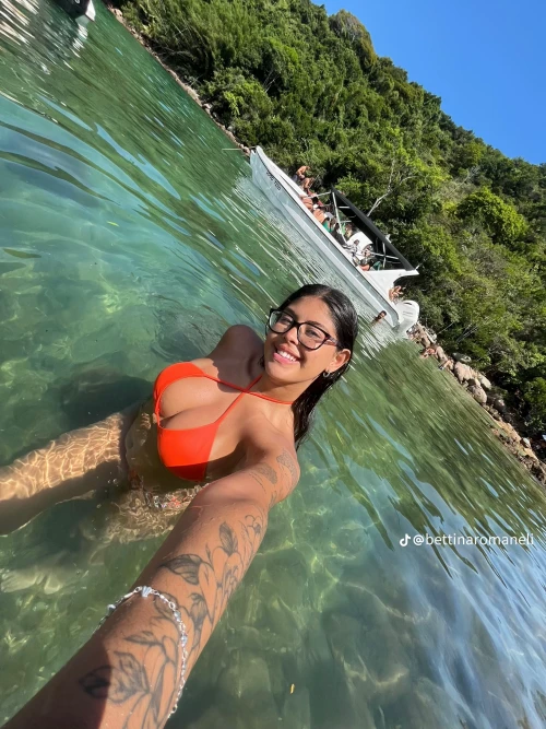 temp image 7B541F44 825F 4384 8C69 1384A8D133BF