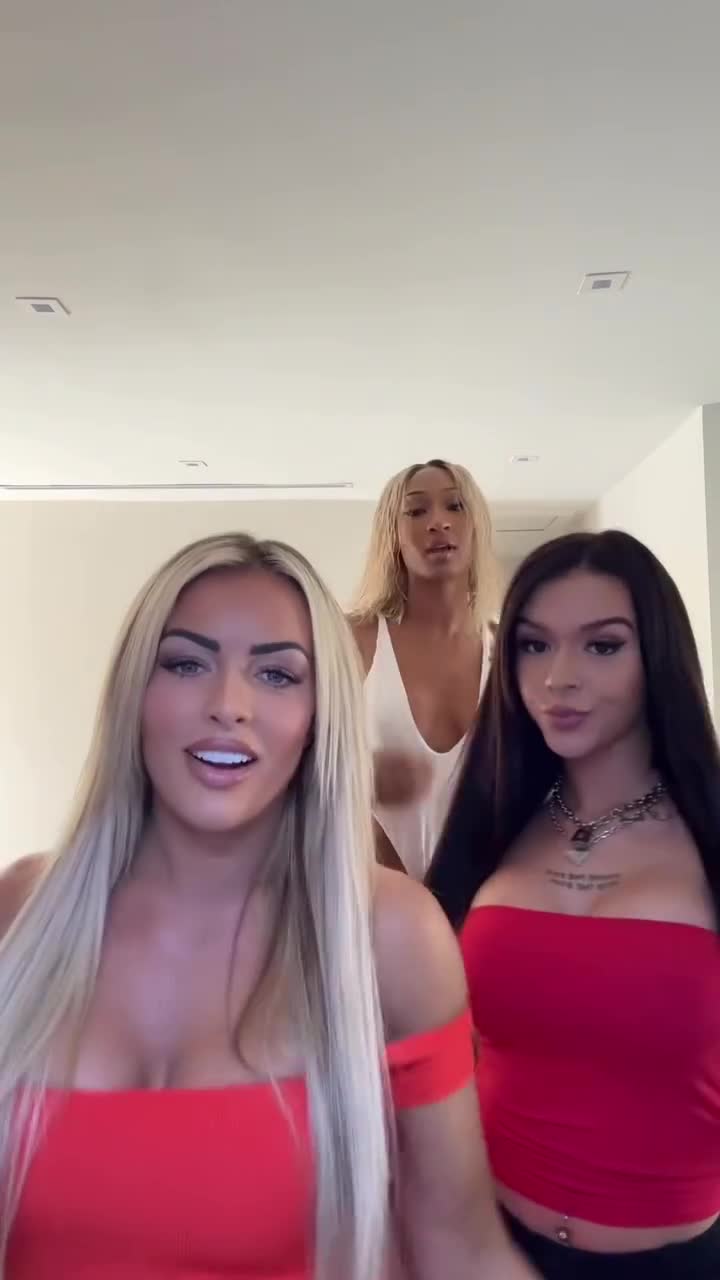 thejohnnykahlua_bc7a99de3c3847a8be36161301e74652504b46123f758410.mp4