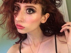 tumblr_psjsgqrA4b1rvukf3_250.jpg
