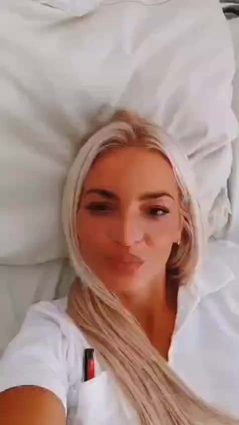 video_2021-12-20_23-18-532c288c7cdca103de.mp4