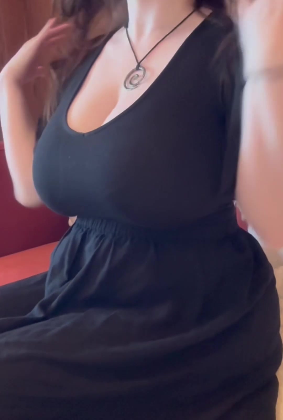1000846516.mp4