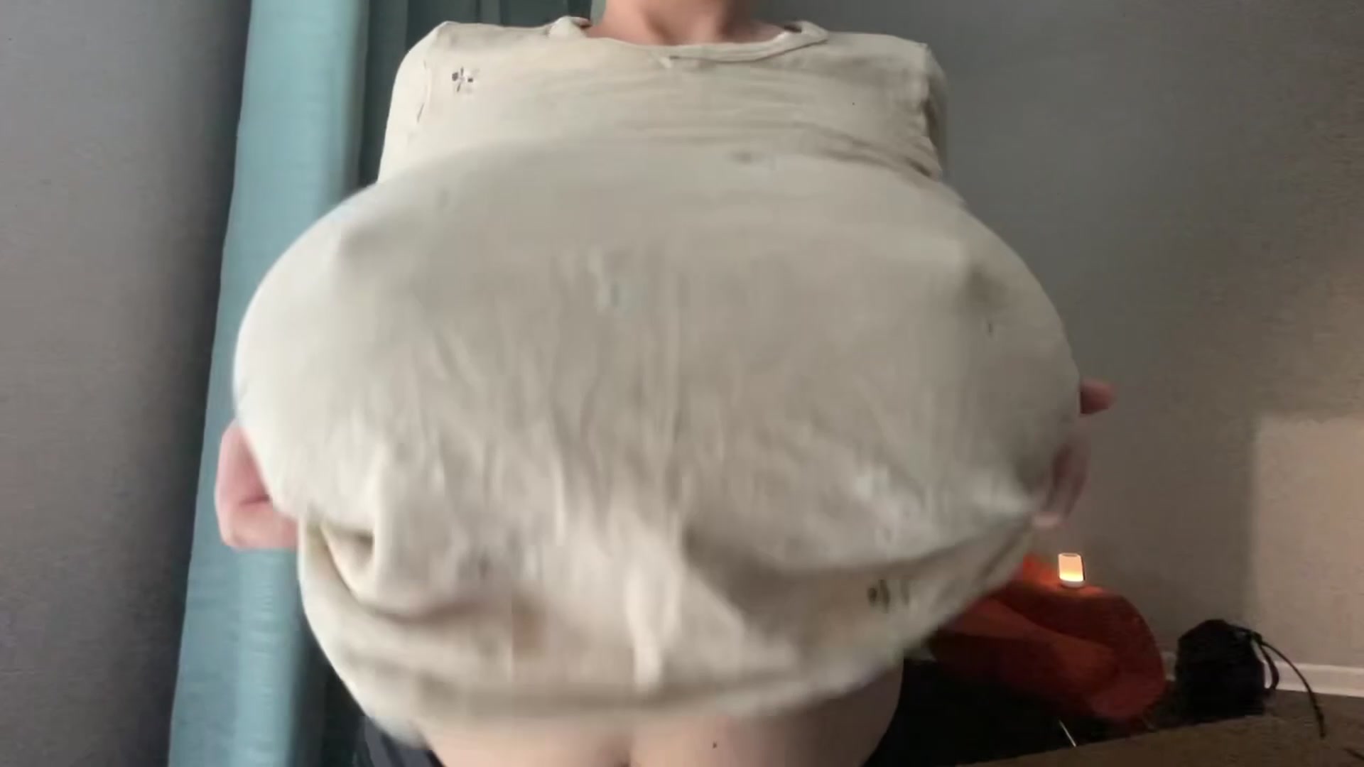2026-04-28_wisconsinwife - sharpincompatiblexiphosuran.mp4