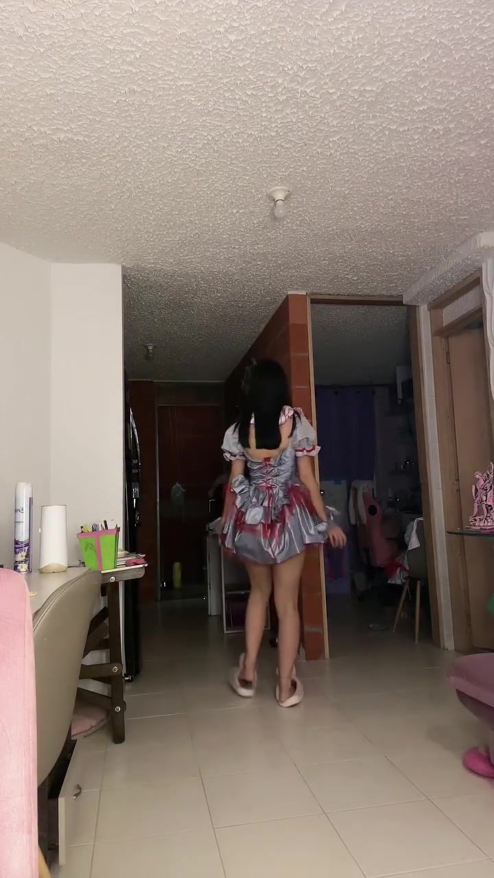 2348242945659864's2026-4-24-7.48.163 story.mp4