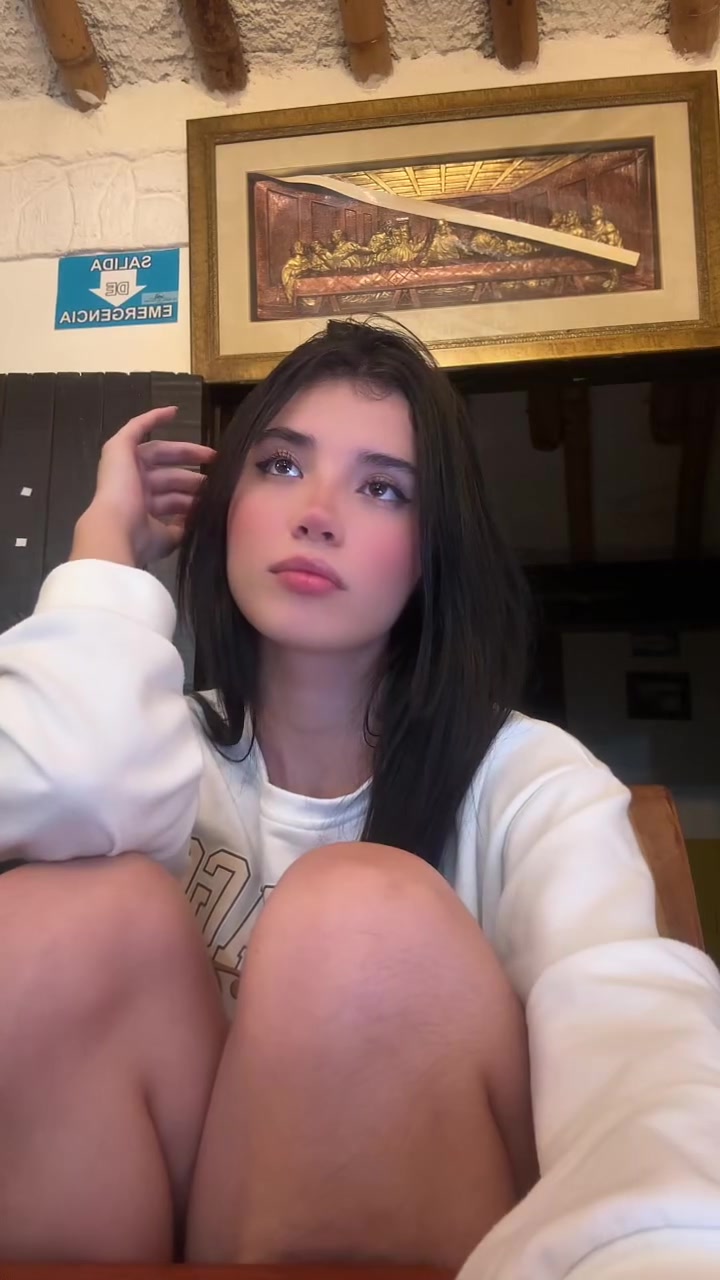 28175578292050561 HD.mp4