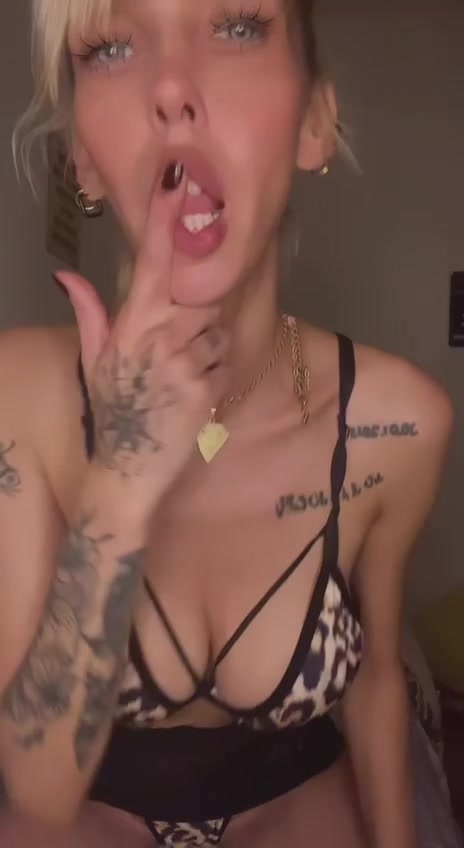 4_5821154023071292088.MP4