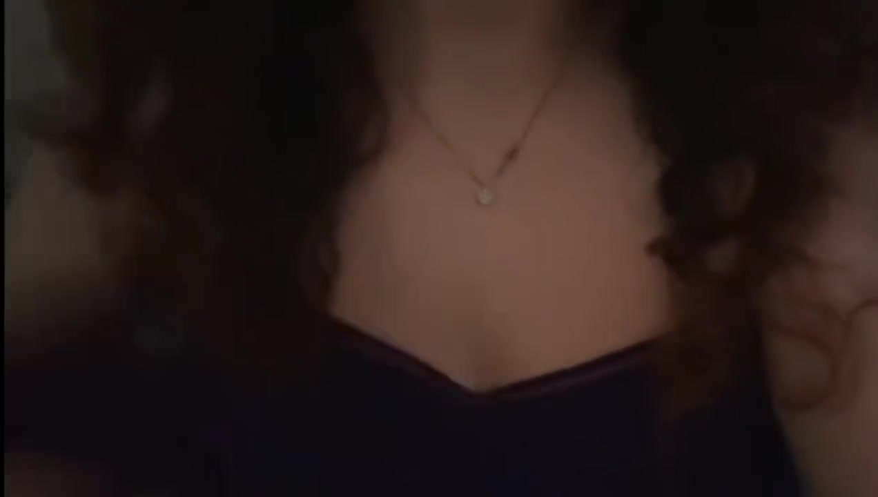 6894482-c3ce37468361814b409f5436d8b6f28d.mp4