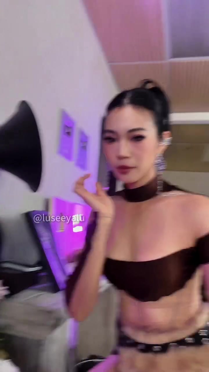 AQPhRWM6PMQEzFMwgACxHSuyHgbpBYXgKpWvwLH6f6Oxts_t1y8oszh6H76l6yX2BCigvyIYvfpQrCO8BZerY-xe17GkOIr736MnGcU.mp4