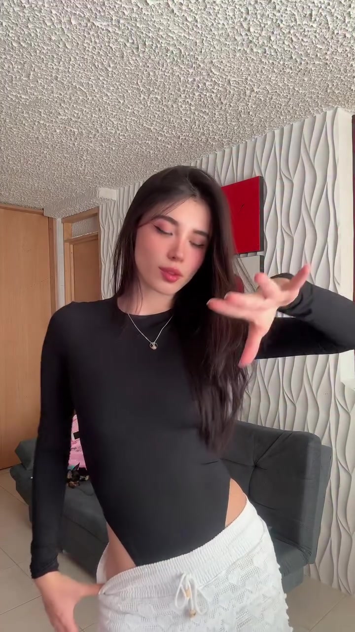 AQPyUkRM1xVHmEq9tRWZqEQ9XkP53H5_yiawapnrwLyEFTXYnKXmuIjrCRPq_P_-1w8THrnDI8rtn3_nEVTIndiQIKgChQnQlIGvQl8qIFqnwA.mp4