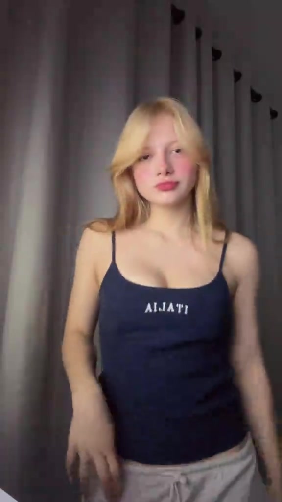 AhaTik_emillypimentelx_7199a958-8bbe-4cb6-a5f4-534562fca499_.mp4