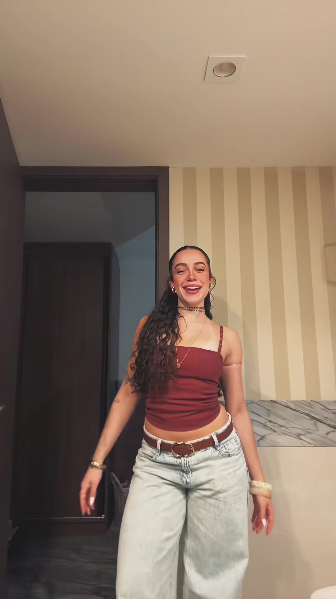 AhaTik_nuhperez_677ba156-f3d2-44cc-920c-ee43d1a90a78_.mp4