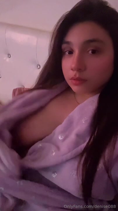 Boobs Bathrobe Silent in Bed.mp4
