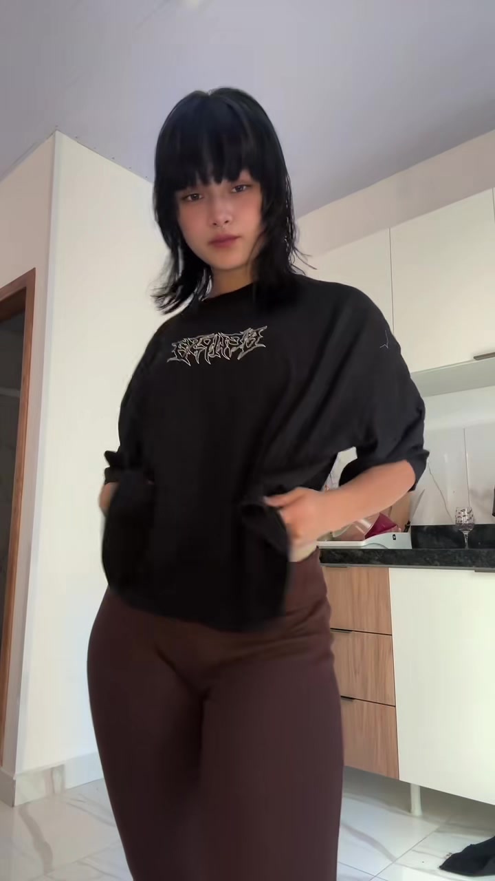Did it shake you too？ 🤣💕 #trend #dancing #gotic  [7658356648750337300].mp4