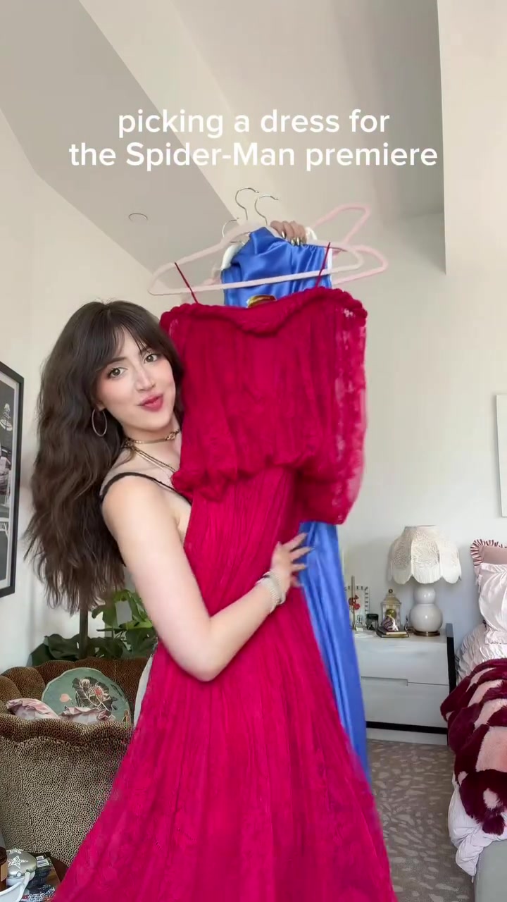 Padme goes to a movie premiere! COMMENT YOUR PICK THIS IS VERY IMPORTANTTTT THANK YOU #spiderman.mp4