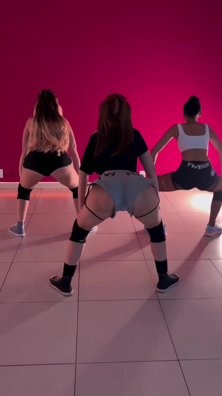 SaveClip.App_AQMONmVxEEFpX0mSWAL7kplfbVPQ1DYANvrKVqMGrgfGZfSNPo65FcBOVTy1M-z1KbQ0rENY4lGn3Q3877zMd9RDPCPmG92CFddyIVM.mp4