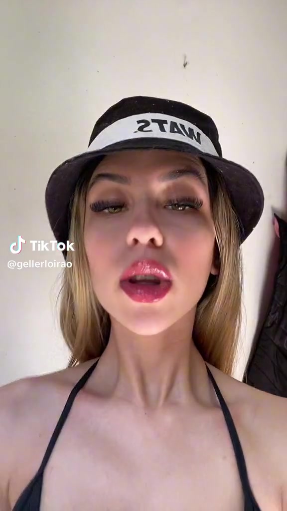 ade7eb913a7be73f4e34016706246630.mp4
