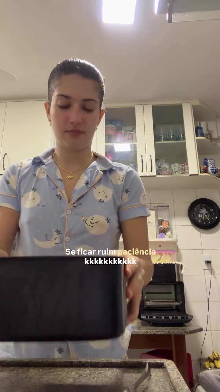 aline.dailys_20260728_012920_838.mp4
