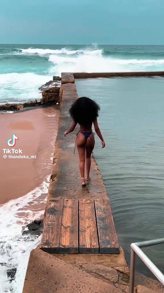 c3ef3c786f2453a74c1c98ff65f00c16.mp4